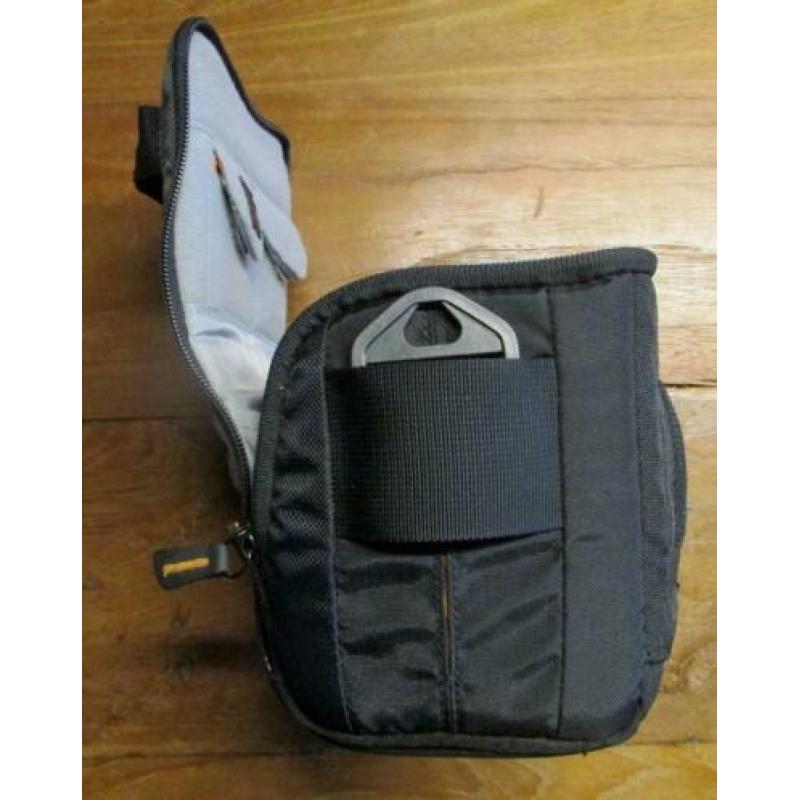 Lowepro tasje voor fototoestel met schouderband