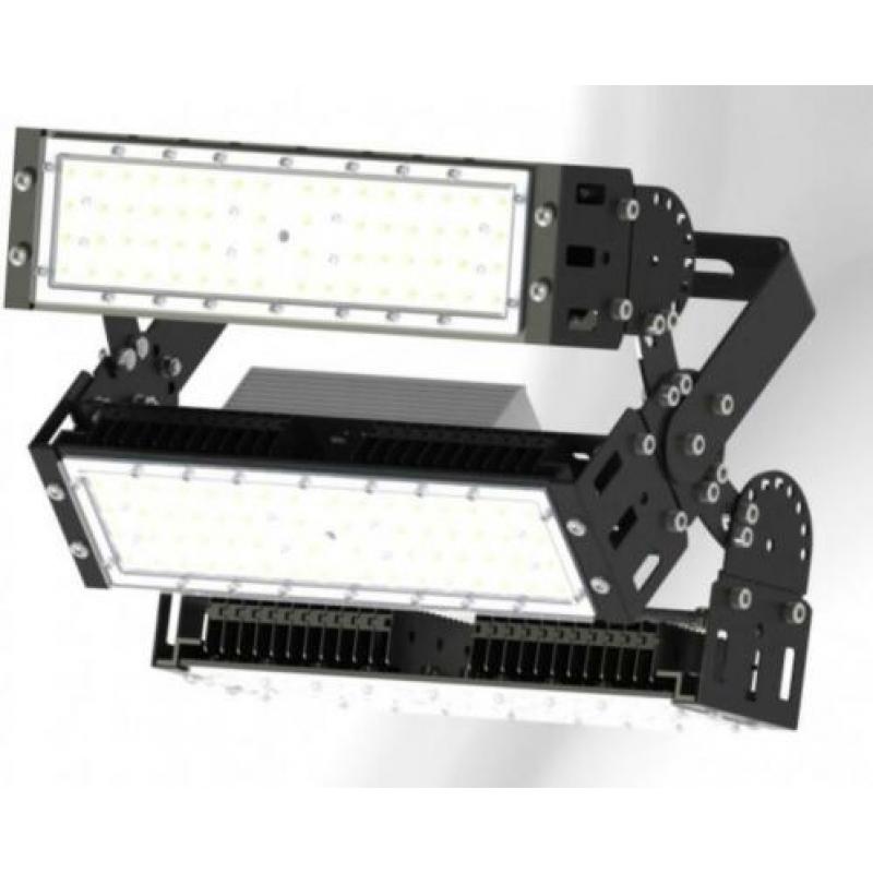LED Paardenbak verlichting | 150W | Kantelbare modules