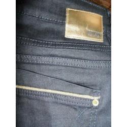 skinny van drykorn mt 28
