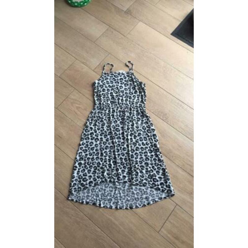 Gaaf zomerjurkje met spaghettibandjes h&m maat 146/152