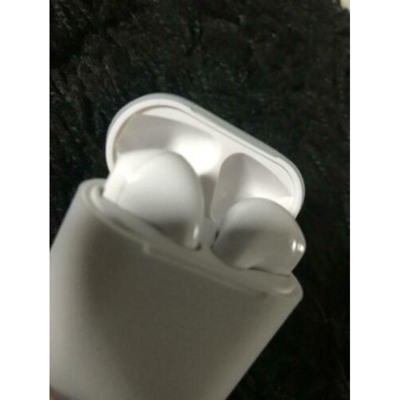 AirPods i9s