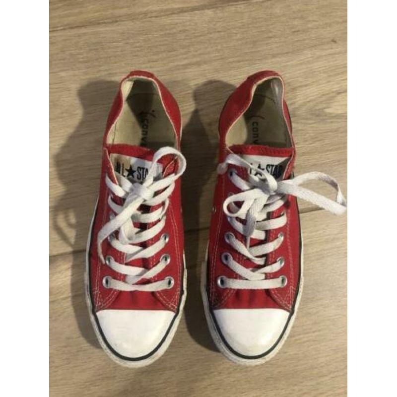 Rode all stars maat 39