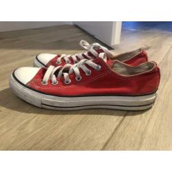 Rode all stars maat 39