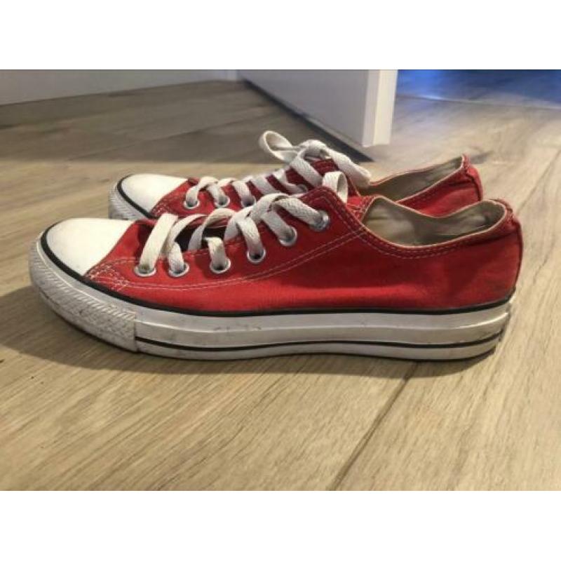 Rode all stars maat 39