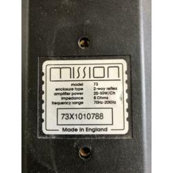 MISSION 73 surround speakers met VOGELS standaards