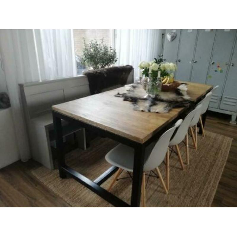 eetbank / kerkbank