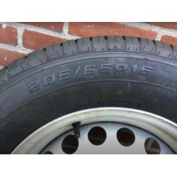 NIEUWE band 205/65R 15 vol in profiel