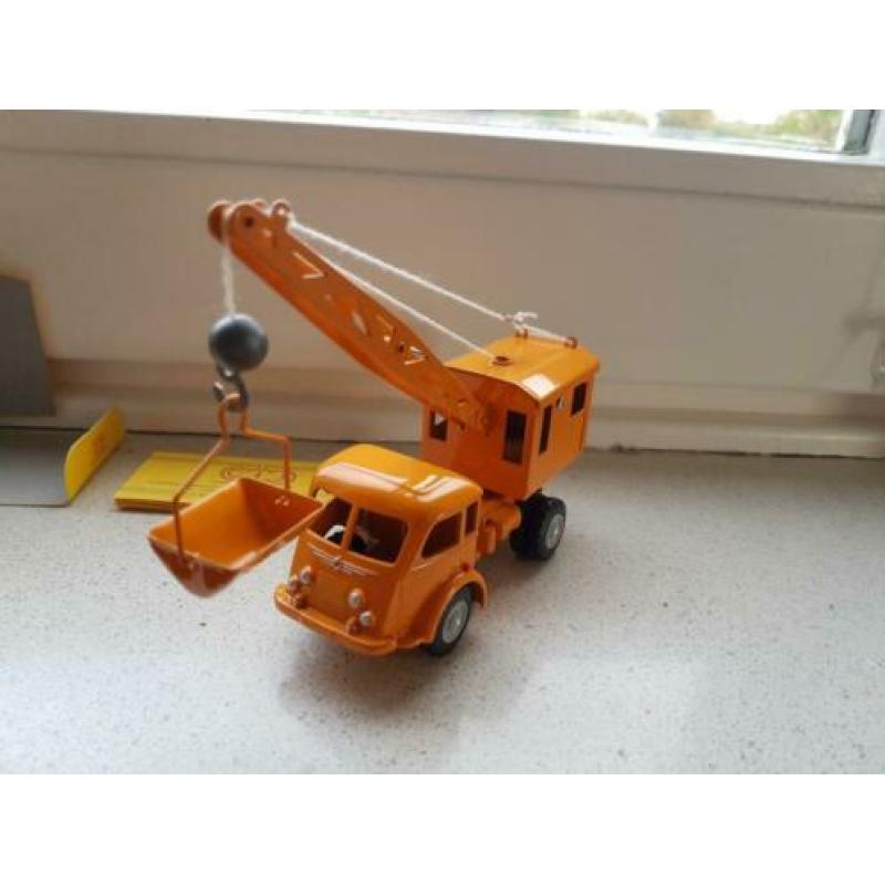 CIJ Renault grue hijskraan