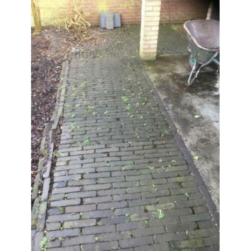 Waaltjes en tegels
