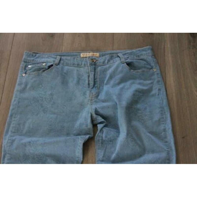 Blauw broek GIRLS GENERATION, maat 50 XXL (135)