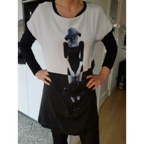 Leuke kleurige tunieks