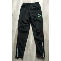 Hummel trainingsbroek maat 164