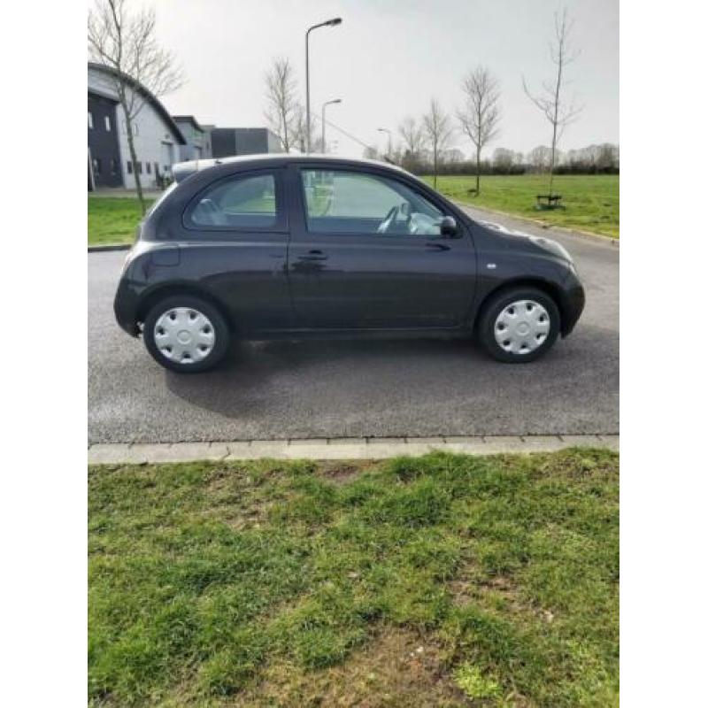 Nissan Micra trekhaak airco netjes