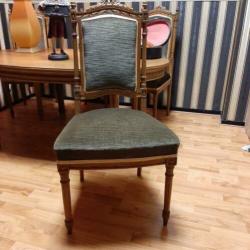 Lodewijk de 14e 4 stoelen 1fauteuil en salontafel