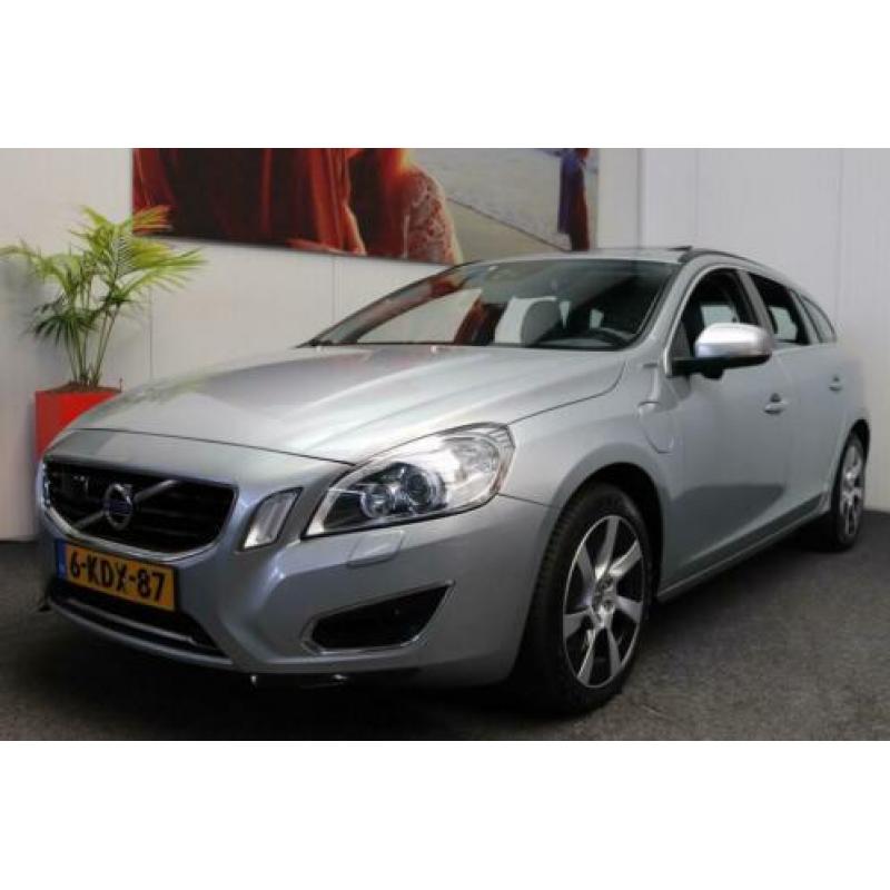 Volvo V60 2.4 D6 MARGE ! AWD Plug-In Hybrid Summum LEDER NAV