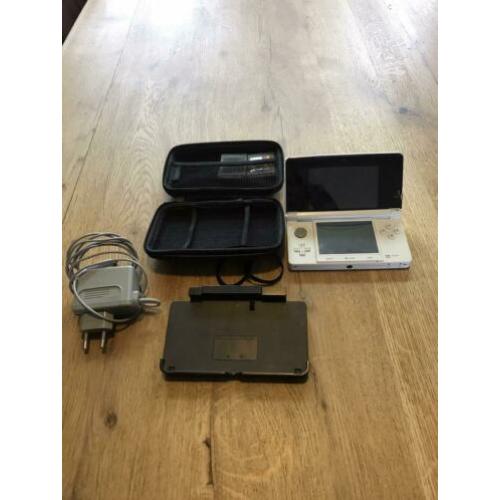 Nintendo 3DS wit VERKOCHT