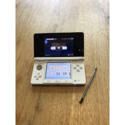Nintendo 3DS wit VERKOCHT
