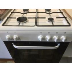 fornuis, vrijstaand/gaskookplaat met elektrische oven/grill