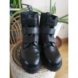 Dr martens limited edition Coralia 39