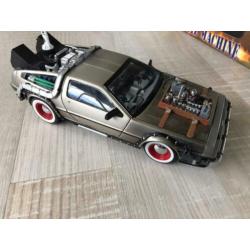 De Lorean Back to the future time machine