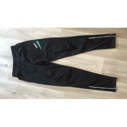 Hummel trainingsbroek maat 164