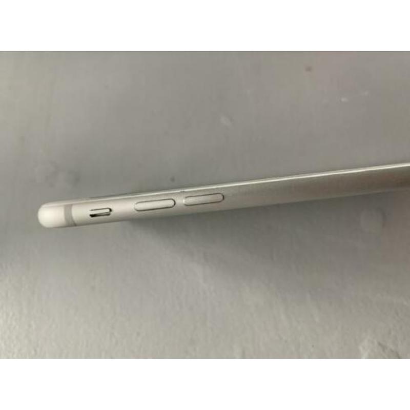Iphone 7 | 32GB | Silver | Zo goed als nieuw!