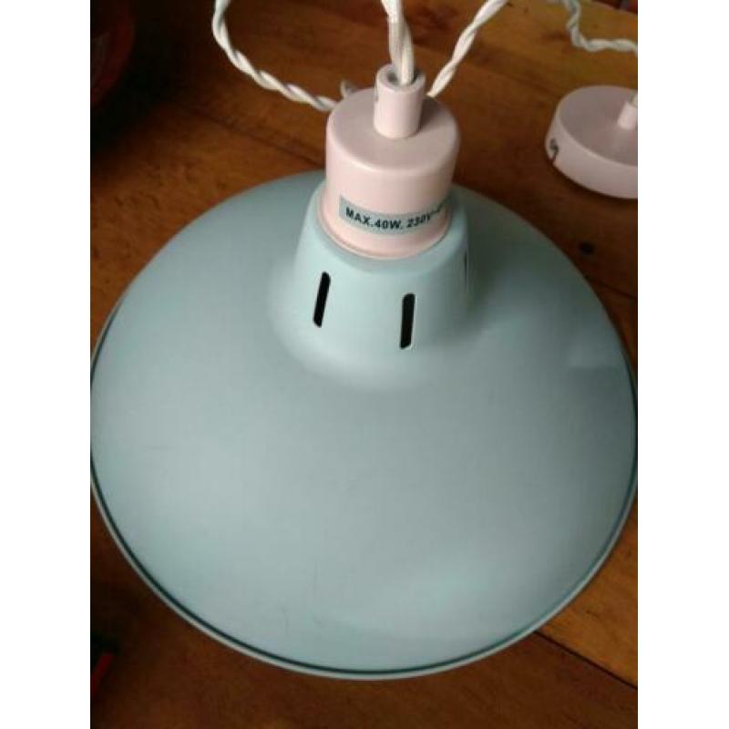 Mooie hanglamp blauw met roze