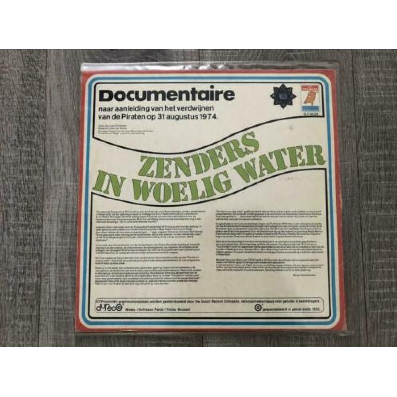 LP zender in woelig water