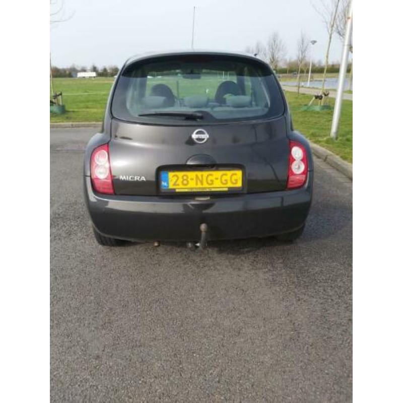 Nissan Micra trekhaak airco netjes