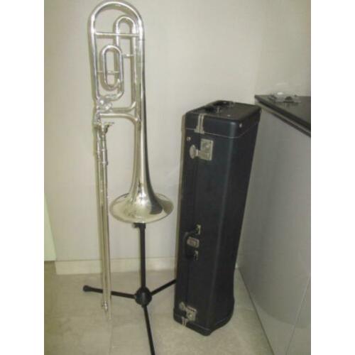 115.Trombone King 2105 5B met kwartventiel