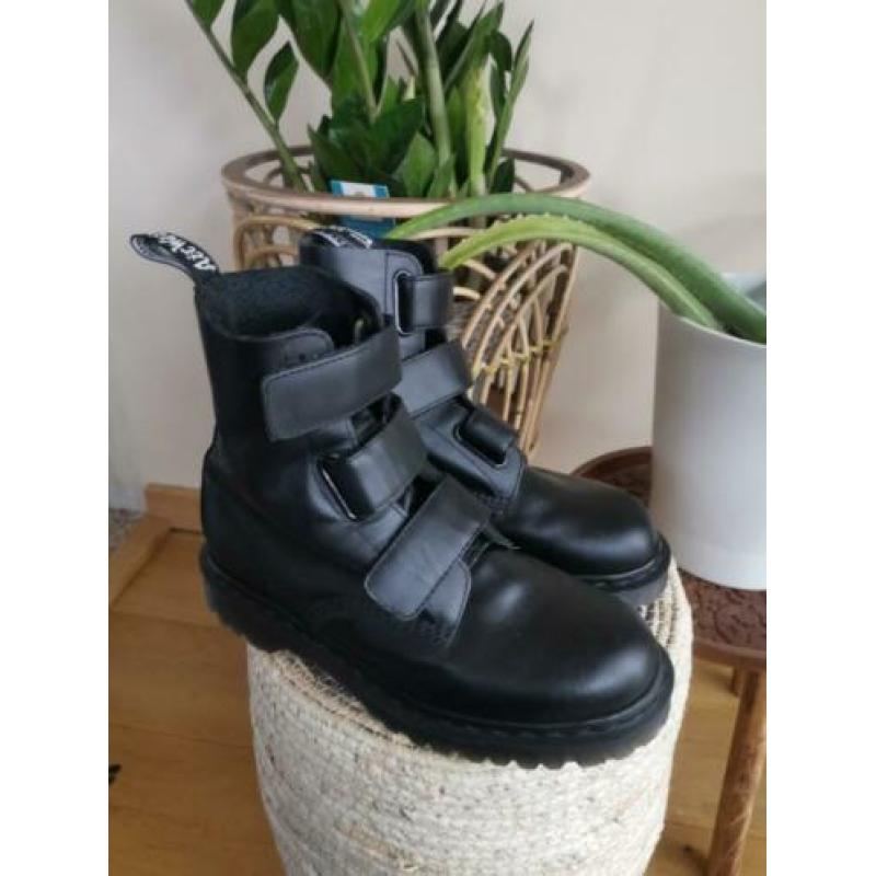Dr martens limited edition Coralia 39