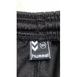 Hummel trainingsbroek maat 164