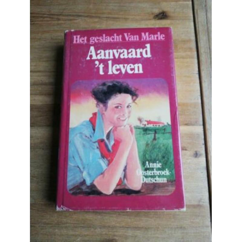 Verschillende romans van 1 schrijver 20 boeken voor 25 euro