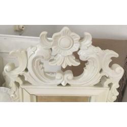 Roomkleurige spiegel (brocant, barok)