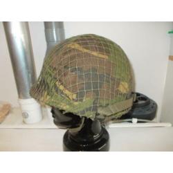 Nederlandse M53 binnen+buitenhelm jaren 80/90