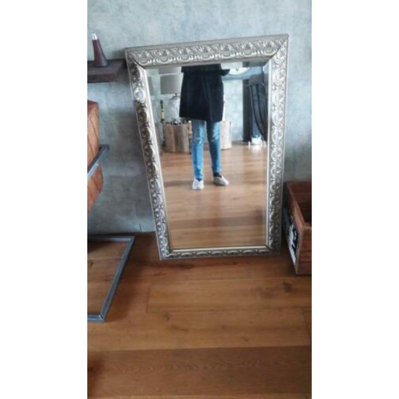 2 grote spiegels