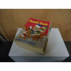 Veel nette jaargangen Donald Duck vanaf € 13,00 p/jaargang.