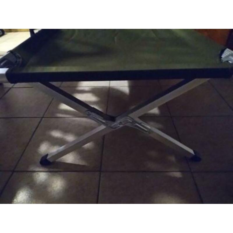 Veldbed van aluminium