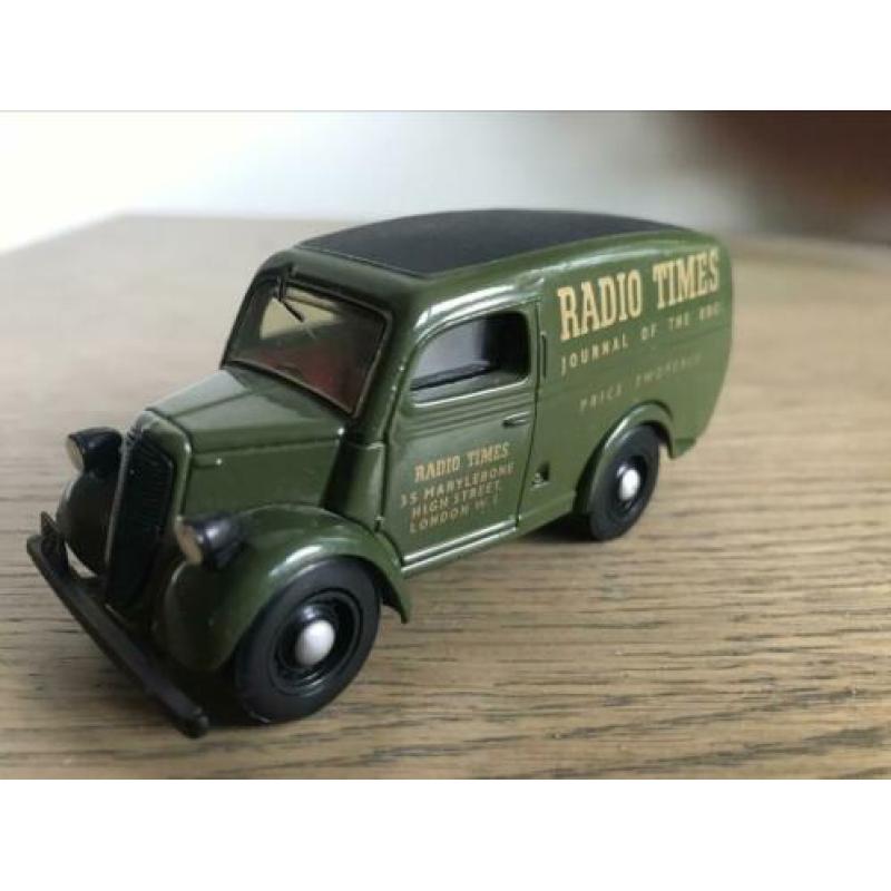 Dinky matchbox Ford