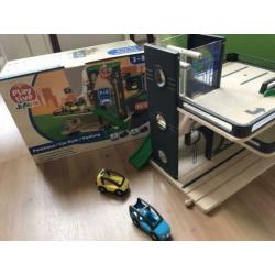 Garage voor houten treinbaan