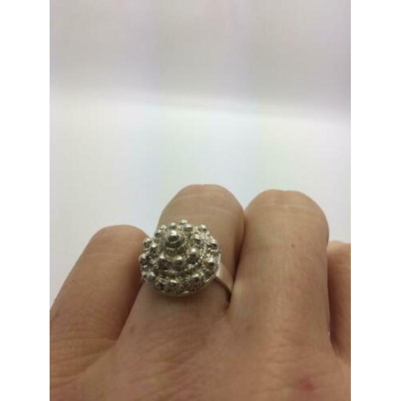 H316 Prachtige zilveren ring Zeeuwse knoop