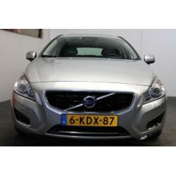 Volvo V60 2.4 D6 MARGE ! AWD Plug-In Hybrid Summum LEDER NAV