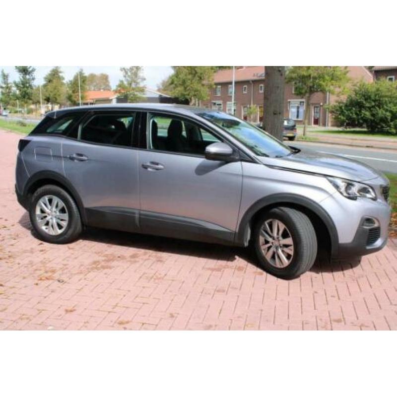 Peugeot 3008 1.2 PureTech Blue Lease Executive