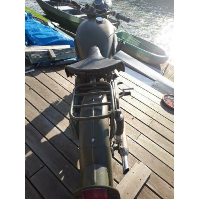 Matchless G3L. Legergroen.