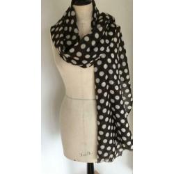 Silver wollen shawl