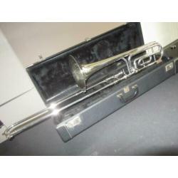 115.Trombone King 2105 5B met kwartventiel