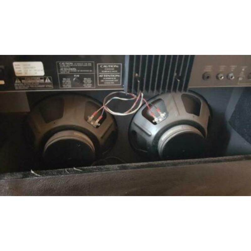 Crate versterker v.a. 70 euro