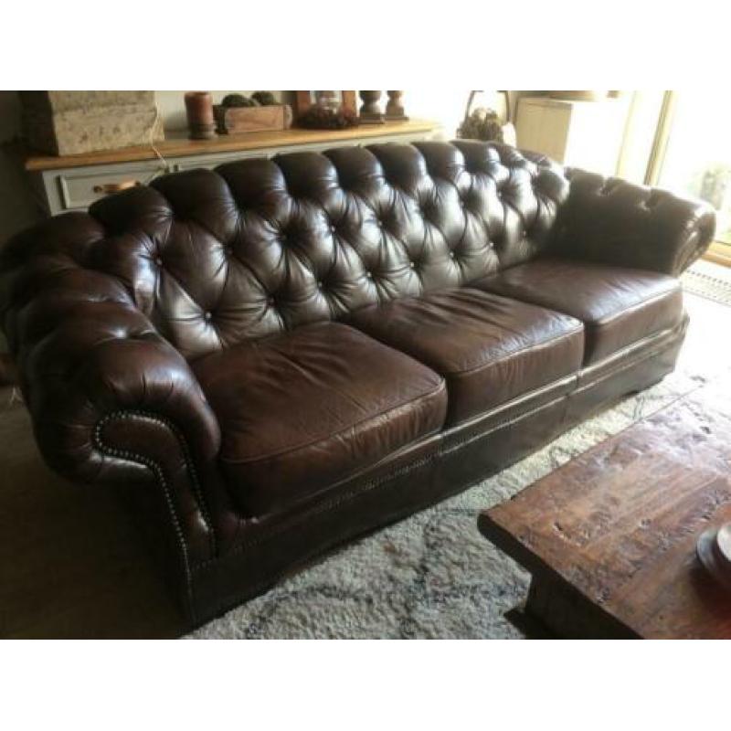Lederen Chesterfield bank en 2 fauteuils