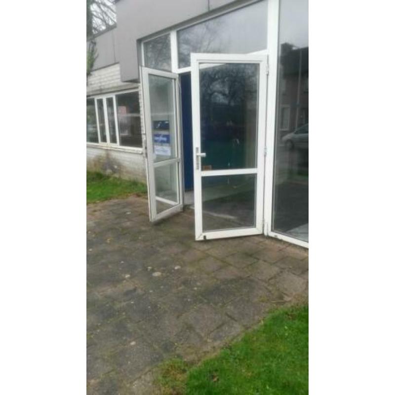 deuren met zijlichten dubbelglas aluminium