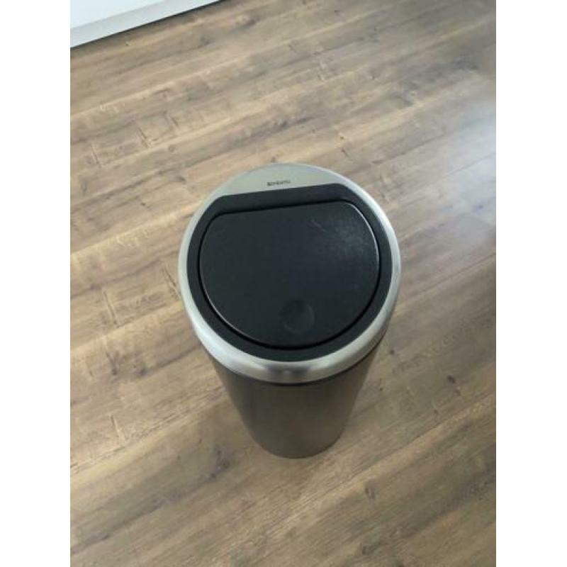 Te koop: zgan Brabantia prullenbak 30 L